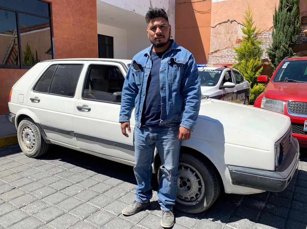 Policía de Tlaxcala Capital recupera en minutos auto robado en La Loma Xicohténcatl